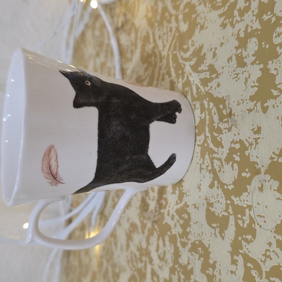 Duches Fine Bone China Cute Cat Mug with Feather Design 8oz - Picture 3 of 7